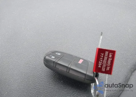 2017 Jeep Renegade Latitude Fwd z USA, uszkodzony, nr VIN ZACCJABB5HPF77577